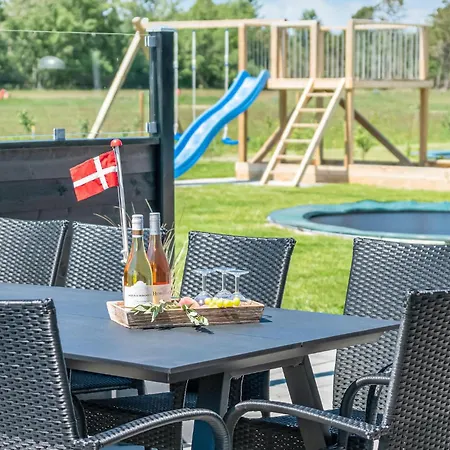 8 Bedroom Cozy In Prázdninový dům Nørre Nebel