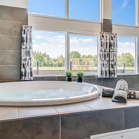 Holiday home 8 Bedroom Cozy In *