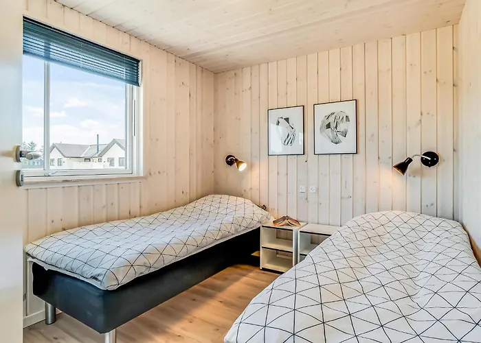 8 Bedroom Cozy In Дом отдыха