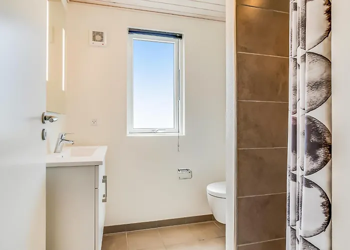 8 Bedroom Cozy In Norre Nebel